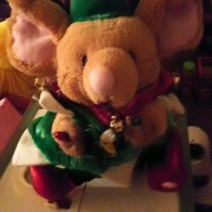 Animated Christmas Mouse